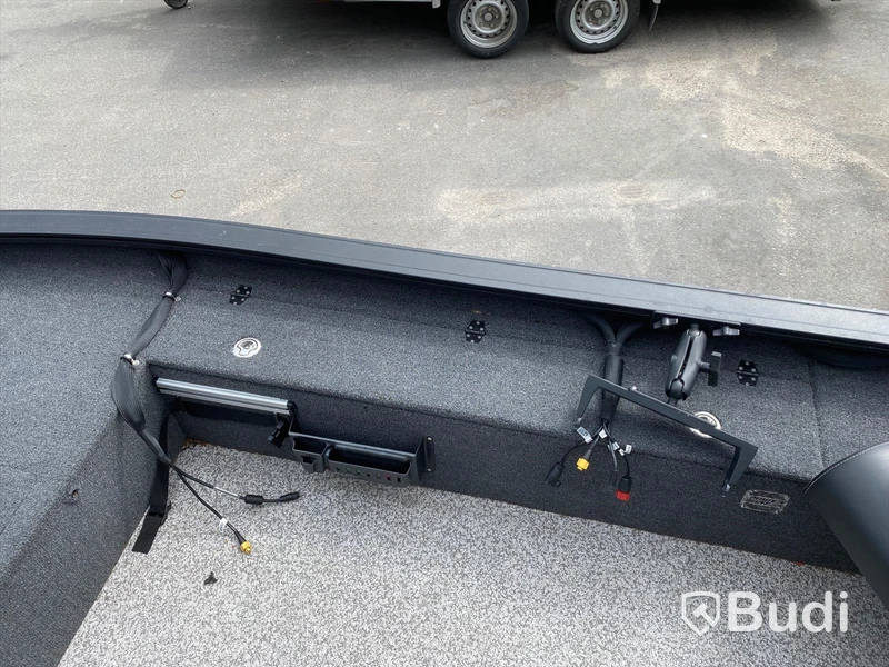 Powerboat 420 Tiller med motor Mercury F40, inklusive trailer