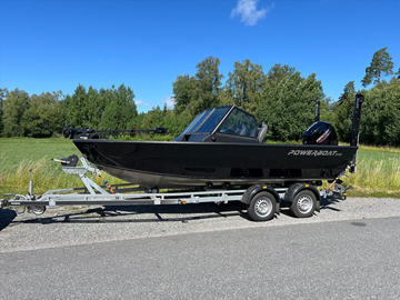 Powerboat 520 DC med motor Merucury F150, inklusive trailer 22200X TB ASR 1990KG