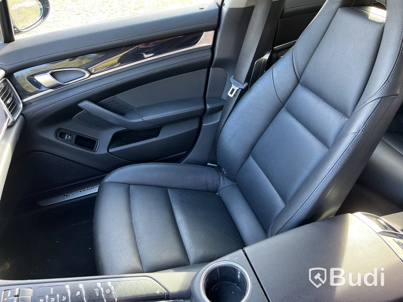 Personbil Porsche 970 Panamera 4S -2011