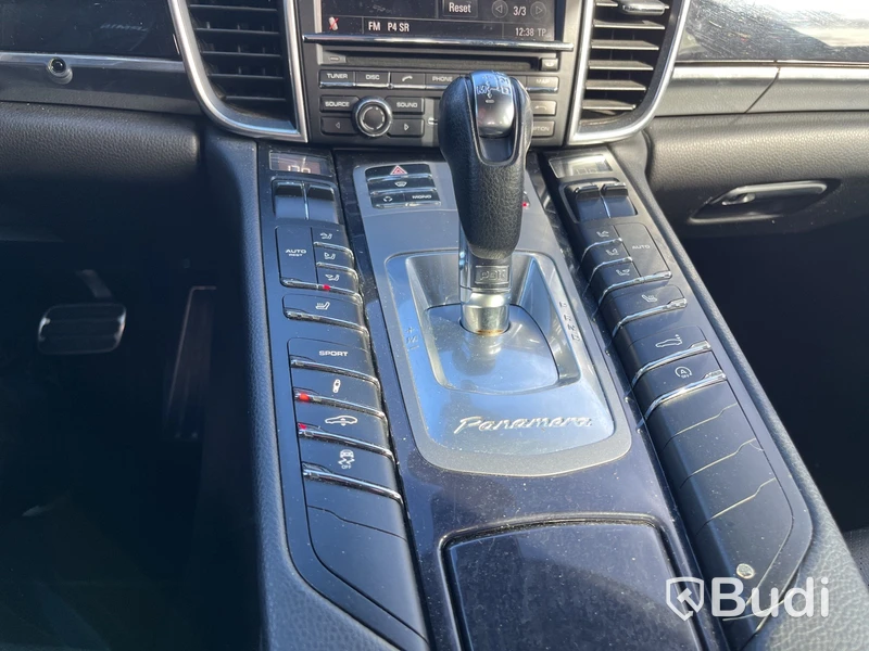 Personbil Porsche 970 Panamera 4S -2011