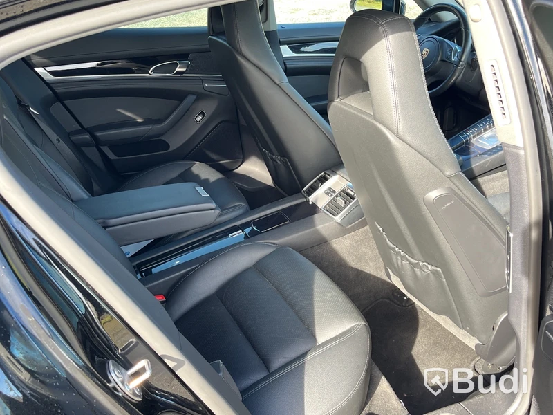 Personbil Porsche 970 Panamera 4S -2011