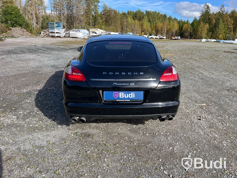Personbil Porsche 970 Panamera 4S -2011