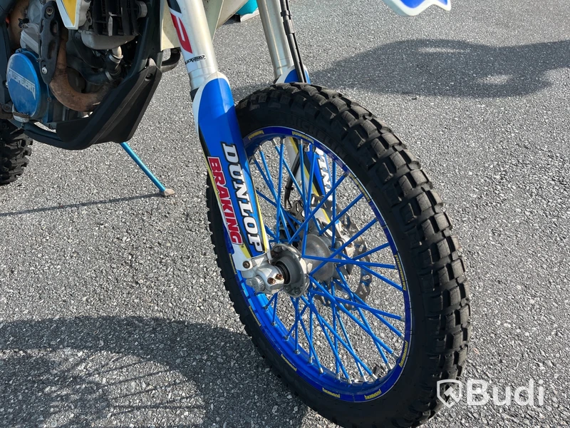 Motorcykel HUSABERG 450 FE 2009