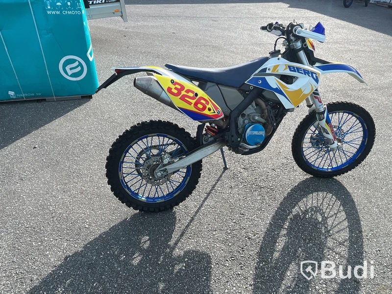 Motorcykel HUSABERG 450 FE 2009