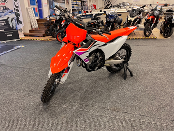 Motocross KTM 350 SX-F 2024 endast 7,5 timmar
