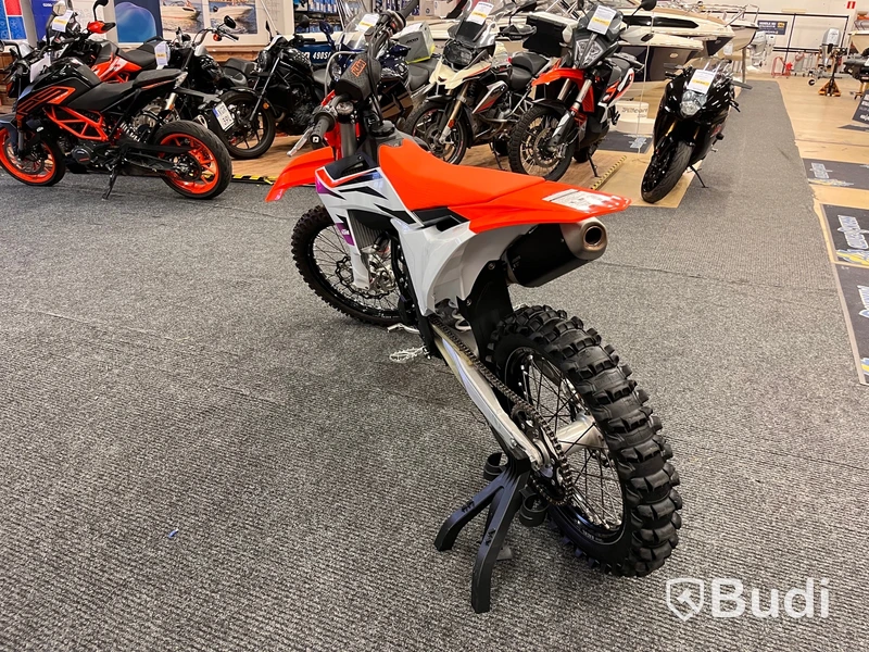 Motocross KTM 350 SX-F 2024 endast 7,5 timmar