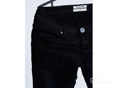 1 par NYA utsvängda jeans, dam - One Teaspoon, stl 28, svart stretchig denim, ord. pris ink. moms ca: 1299 kr