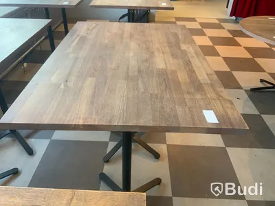 Cafebord barhöjd , 1200x800, höjd 900mm inköpta för 3791 SEK/st med klädkrokar