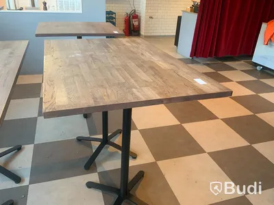 Cafebord barhöjd , 1200x800, höjd 900mm inköpta för 3791 SEK/st med klädkrokar