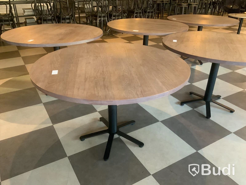 Cafebord rund , 1200 i diameter, höjd 750mm Inköpt för 5125 SEK/st