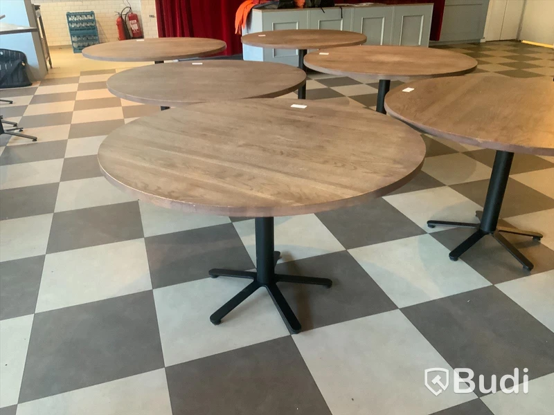 Cafebord rund , 1200 i diameter, höjd 750mm Inköpt för 5125 SEK/st