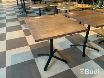Cafebord  , 80x70, höjd 750mm Inköpt för 2875 SEK/st
