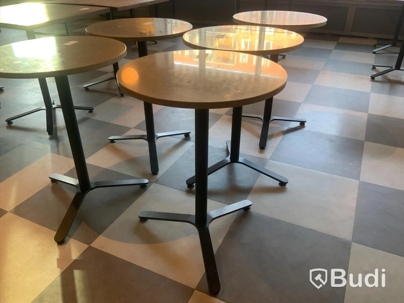 Cafebord marmorskiva, diameter 55, höjd 750mm Inköpt för 3246 SEK/st