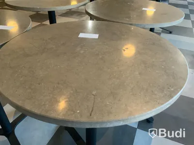 Cafebord marmorskiva, diameter 55, höjd 750mm Inköpt för 3246 SEK/st