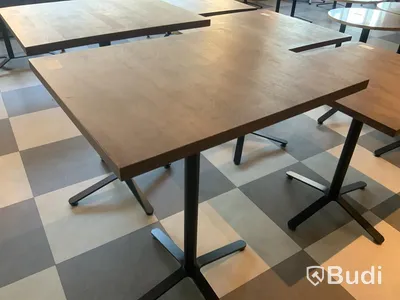 Cafebord barhöjd, 700x600, höjd 900mm Inköpt för 3215 SEK/st