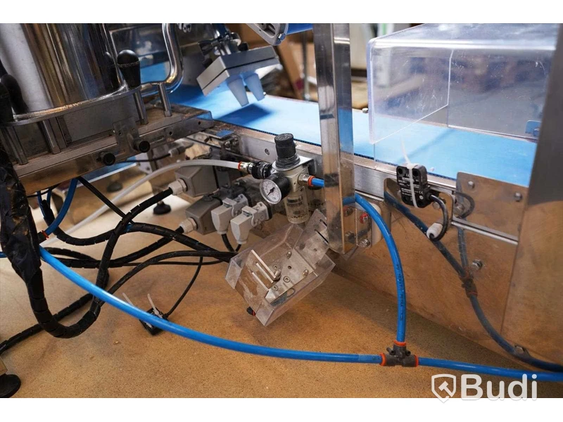Bralyx Formix Multimassas maskin för automatiserad pirogtillverkning inkl. tillbehör och kompressor - maskin för formning och fyllning av deg (pirog, empanadas, ravioli etc.), Formix Multimassas, Bralyx; kompressor, Pro-line Herkules.