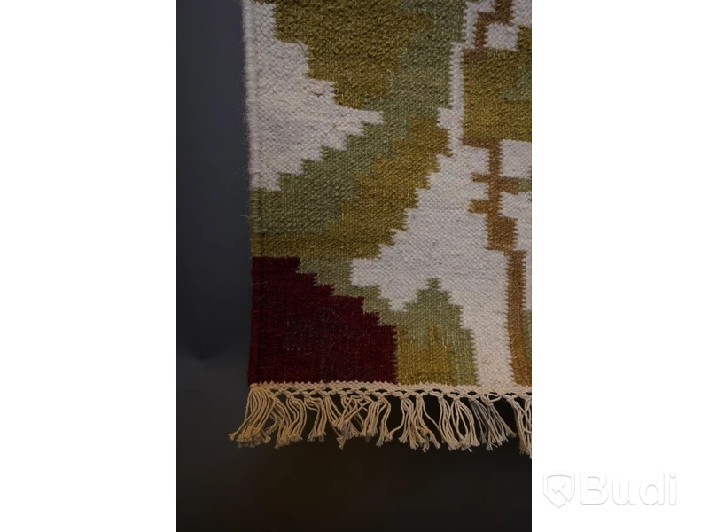 Handknuten röllakan från AXECO, design: Astred, ca 140x200 cm