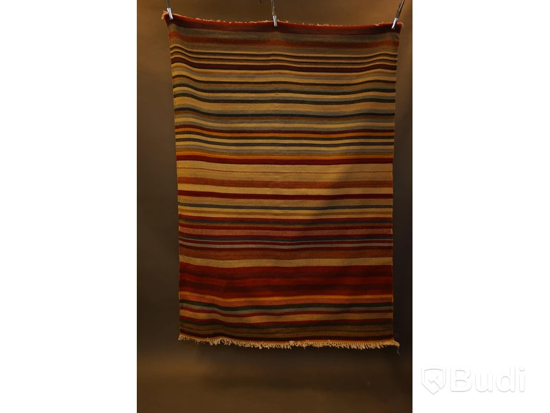 Handvävd röllakan från AXECO, design: FINE KILIM, 140 x 200 cm