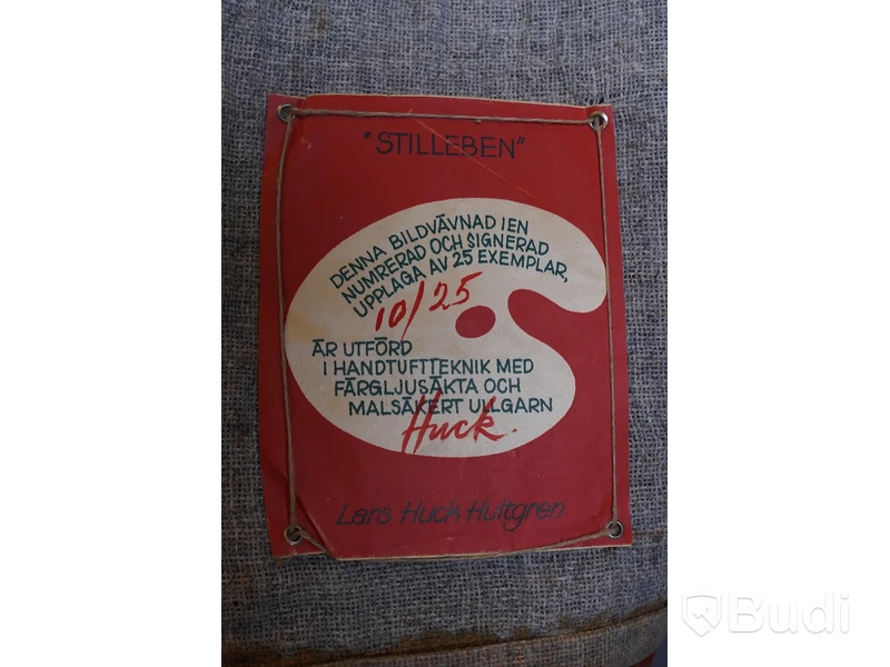 Handtuftad matta med ullgarn från designern Lars Huck Hultgren