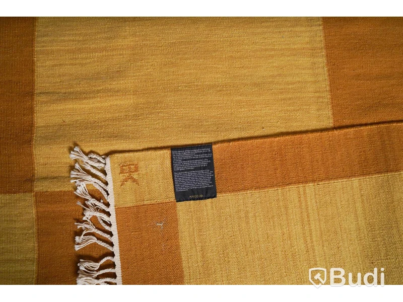 Handgjord matta, Axeco, 140 x 205 cm, design Karin Bernholm, 100% nyzeeländsk ull