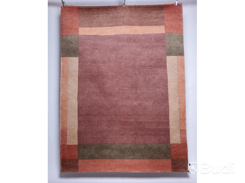 Matta, Axeco 170x230 cm. Handknuten matta i ull i bra kvalité.