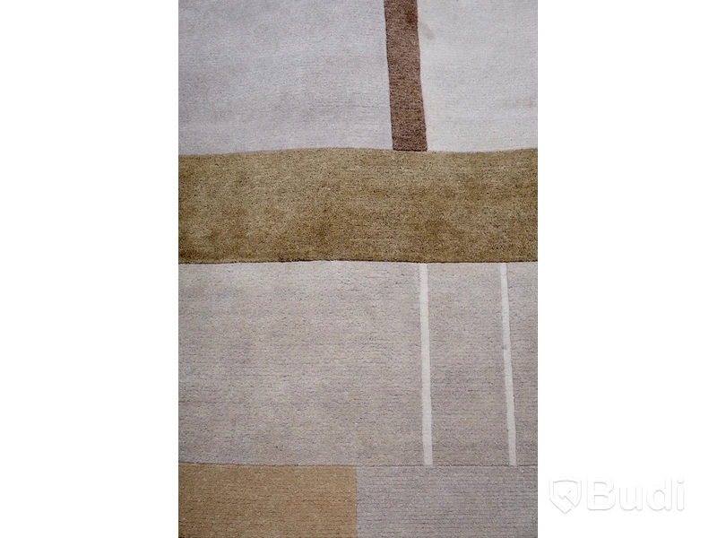 Matta, Axeco 170x230 cm. Handknuten matta i ull i bra kvalité.
