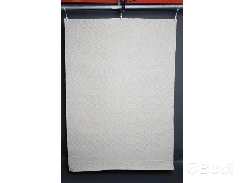 Axeco Matta, Handvävd i 100procent ull, 170 x 230 cm