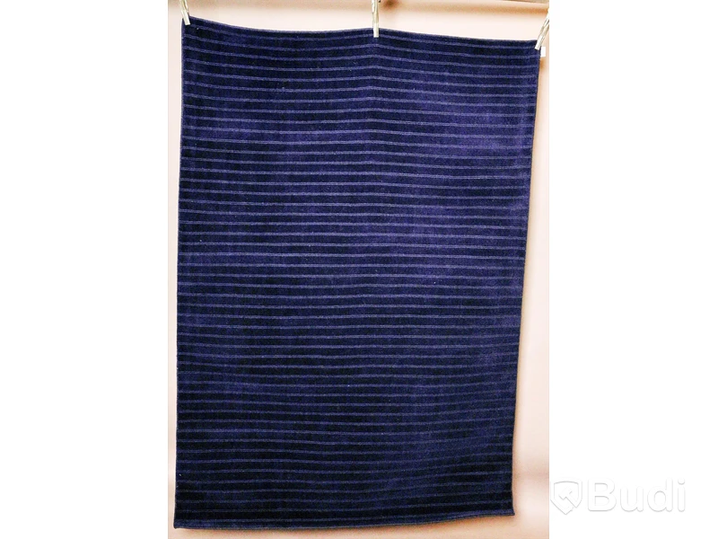 Mio Handvavd Matta i 100% ull, 140 x 200 cm
