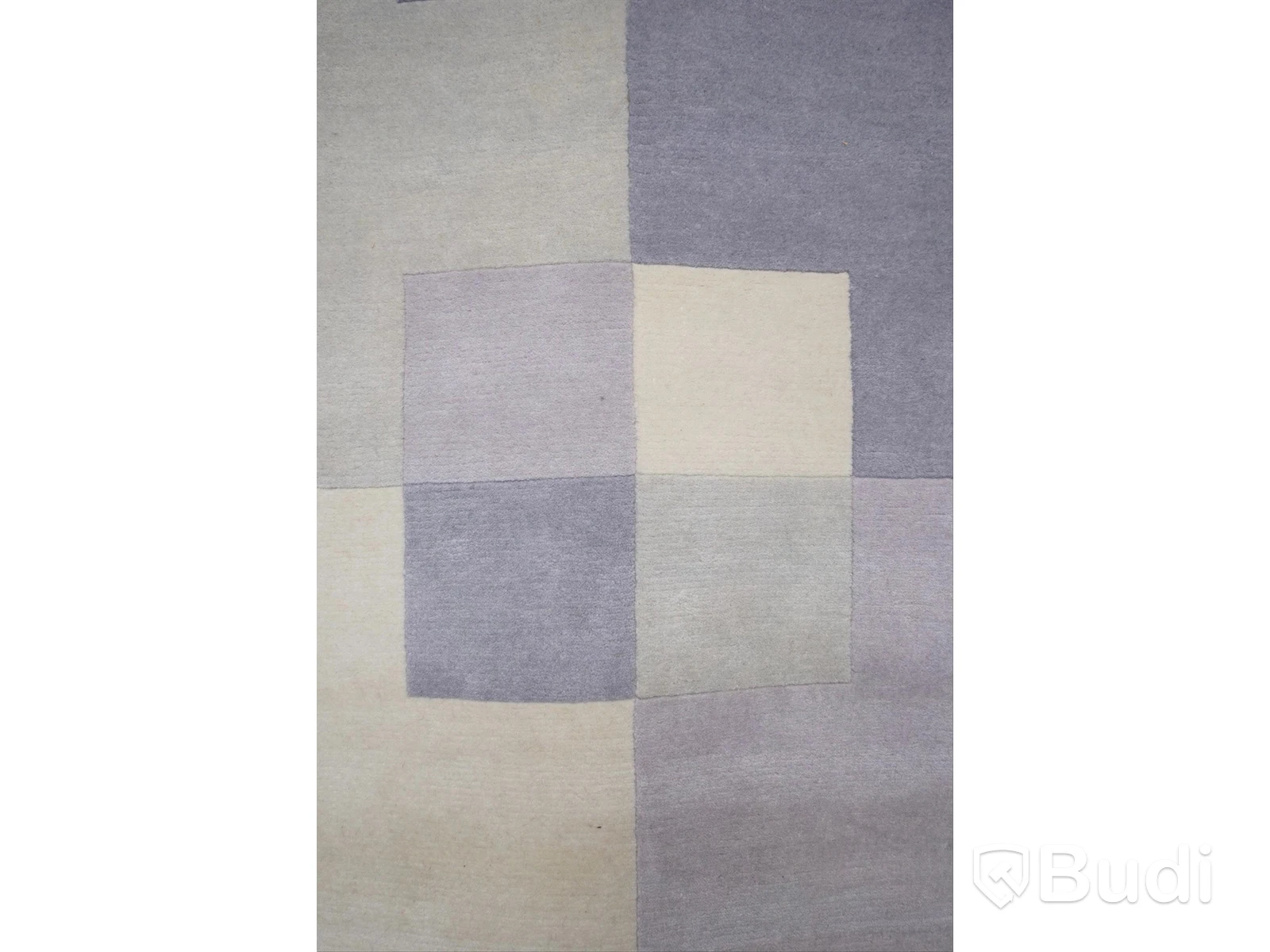 Handknuten matta i naturmaterial av högsta kvalité 140 x 200cm, axeco