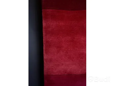 Matta, AXECO 140x200cm. Handknuten matta i ull av högsta kvalité.