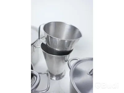 Diverse rostfria kökstillbehör