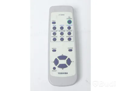 Projektor och projektorduk  - Thosiba TDP T904