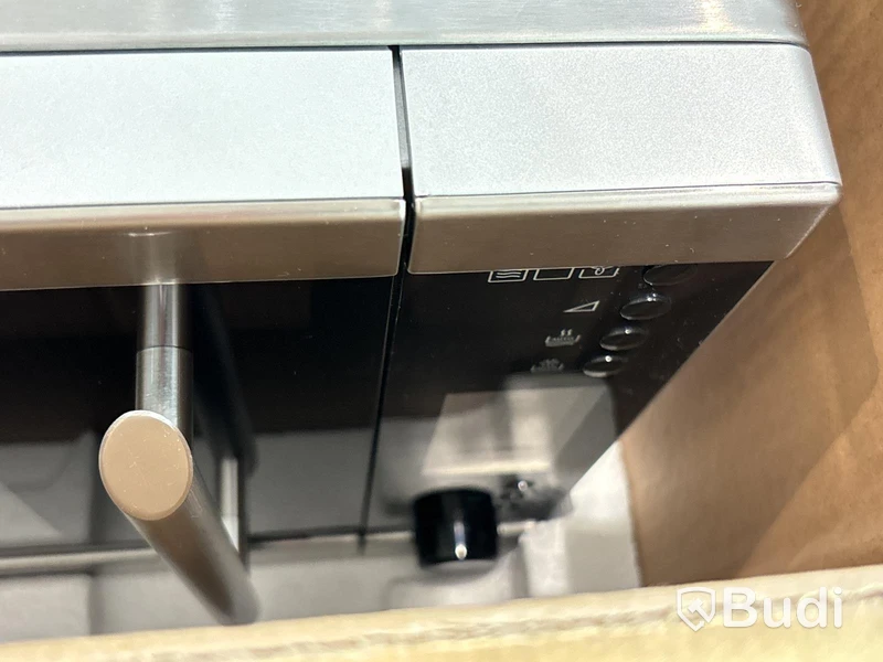 Mikrovågsugn Electrolux EMS30400OX