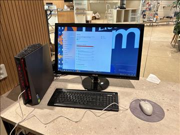 Stationär dator Asus G20 med monitor