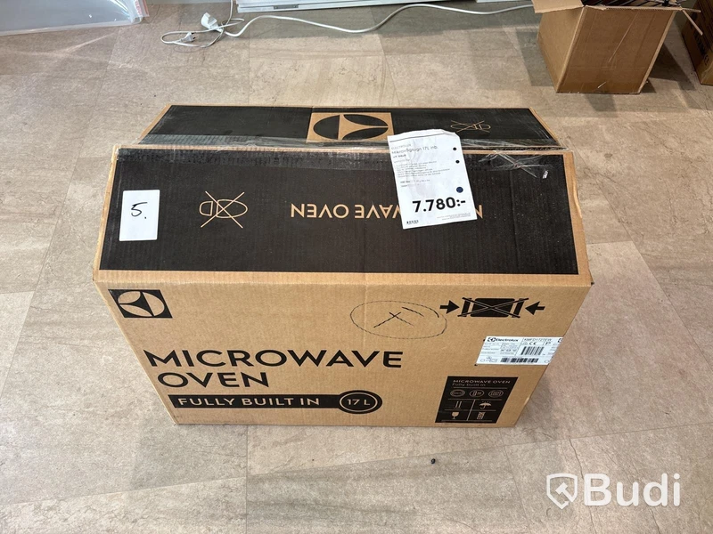 Innyggnadsmikro Electrolux KMfD172REW