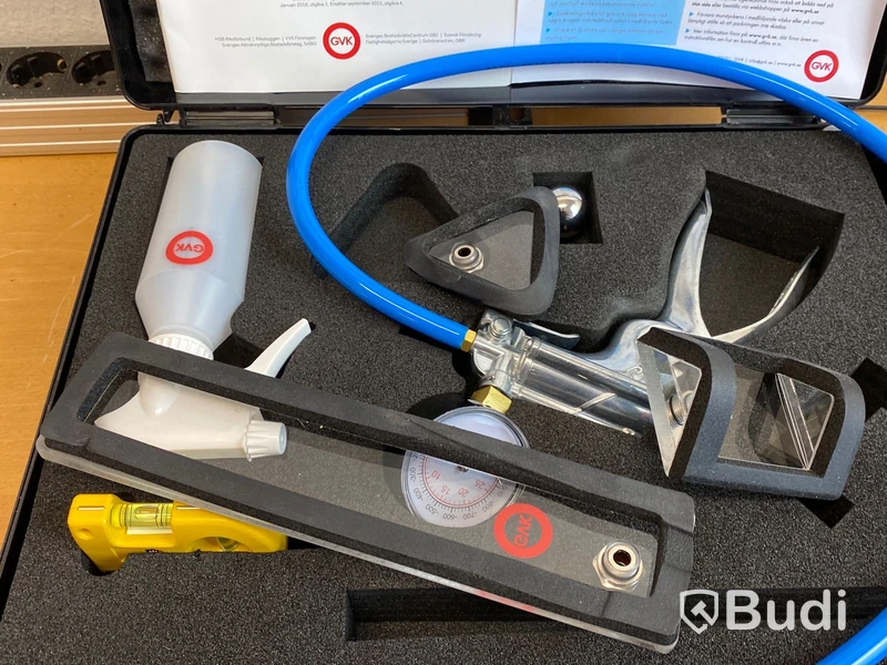 Testkit för täthetskontroll av tätskikt.