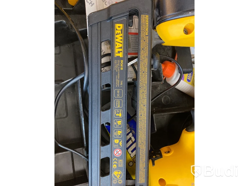 Spikpistol, skruvdragare m.m. DeWalt