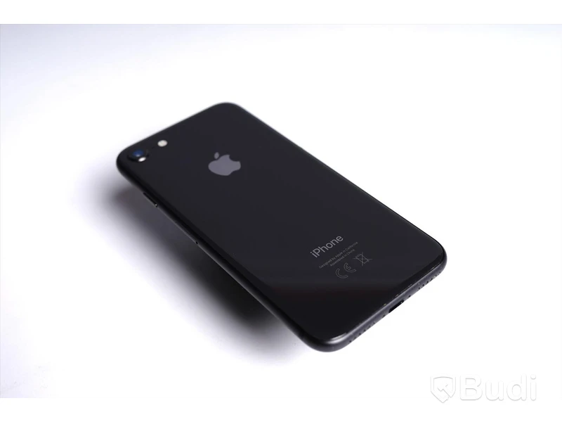 iPhone 8 - 64 GB, 87 procent batterihälsa.