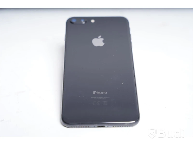 iPhone 8 Plus - 64 GB, 88 procent batterihälsa.