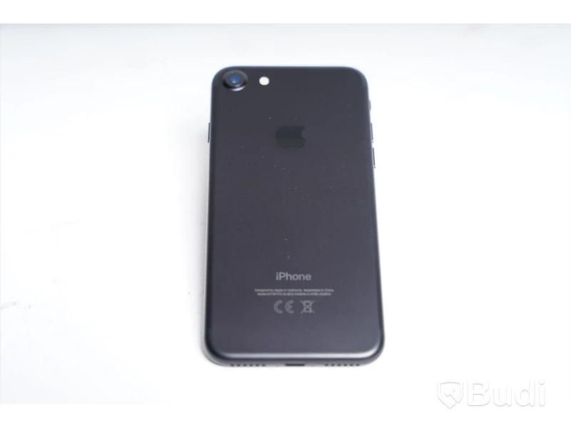 iPhone 7 - 128 GB, 100 procent batterihälsa.