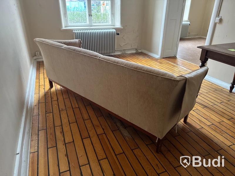 3-sits soffa från Pehr Dubb-salen på SU