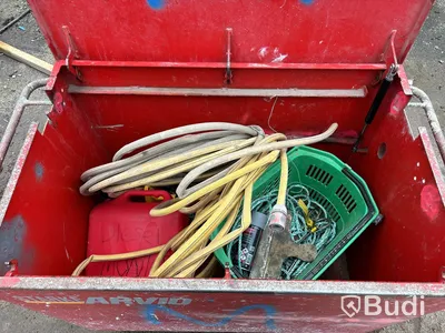 10 fots container med innehåll