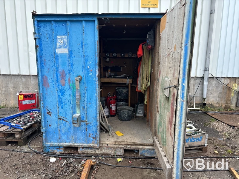 10 fots container med innehåll