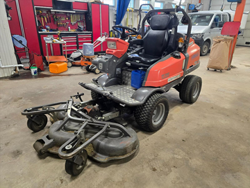Åkgräsklippare | Husqvarna PT 26D | 2735 timmar