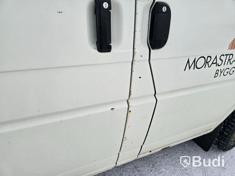 Volkswagen Transporter | TDI Baseline | 2002 | 17482 mil
