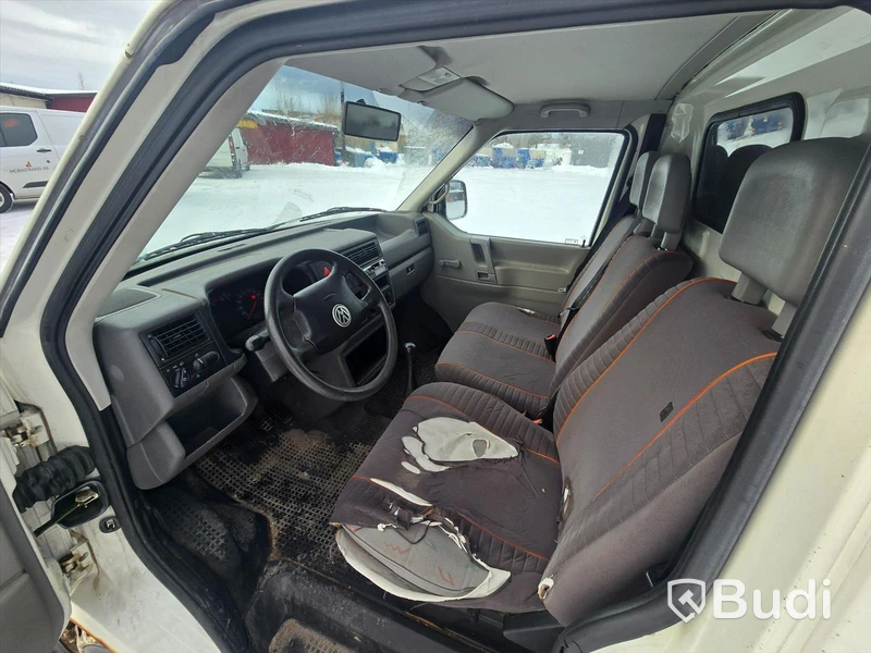 Volkswagen Transporter | TDI Baseline | 2002 | 17482 mil