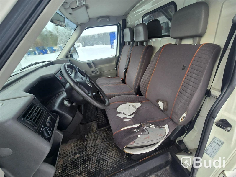 Volkswagen Transporter | TDI Baseline | 2002 | 17482 mil