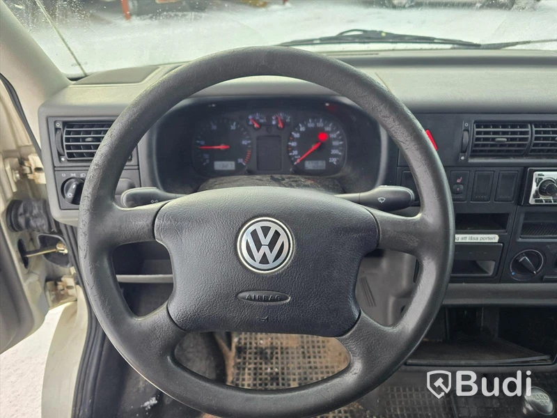 Volkswagen Transporter | TDI Baseline | 2002 | 17482 mil