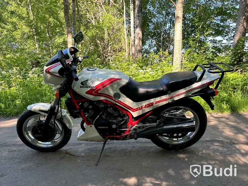 Motorcykel Honda VF 400 F | 1984