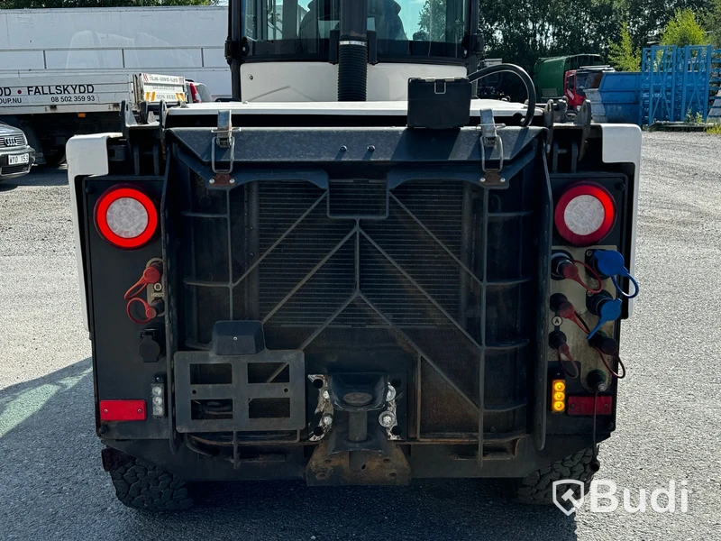 Redskapsbärare Multihog CX75 -2019